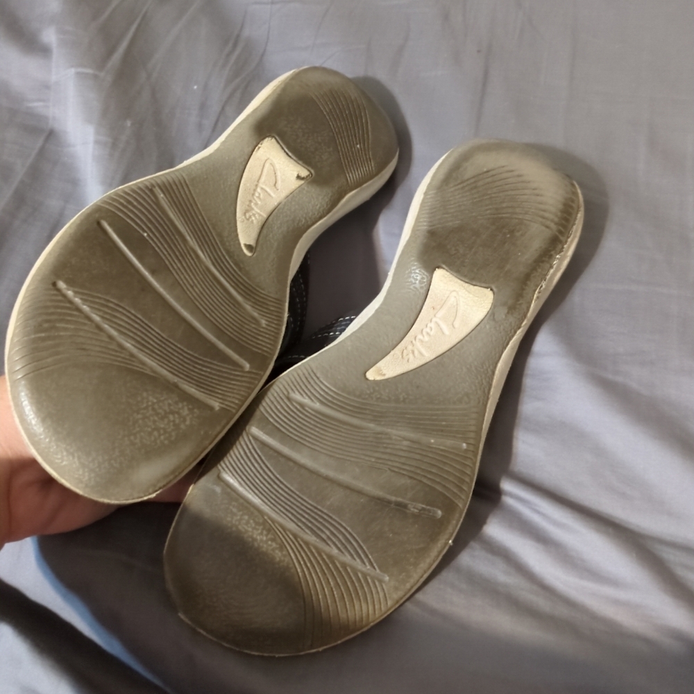 Cloudsteppers By Clarks Cushion Soft Size 7 Sanda… - image 3